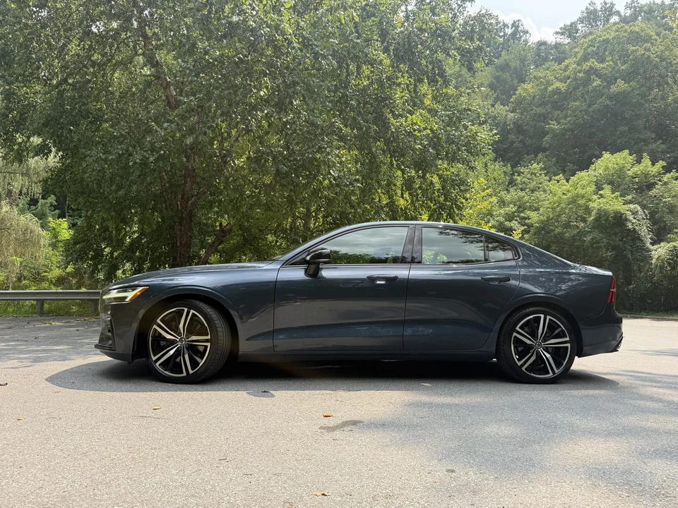 2019 Volvo S60 3rd Gen - Image 30 of 31