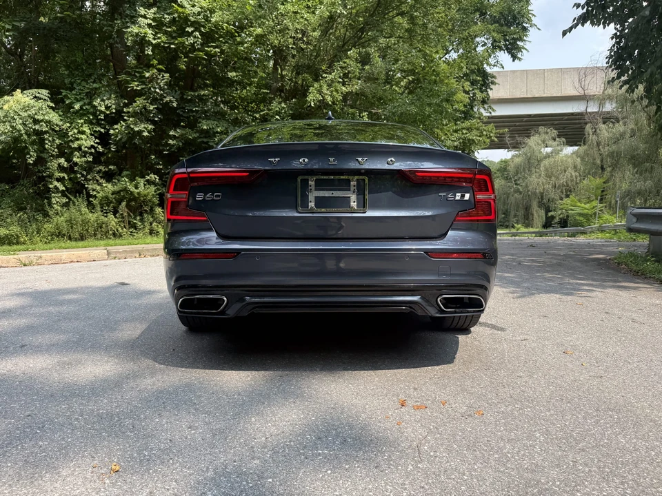 2019 Volvo S60 3rd Gen - Image 24 of 31