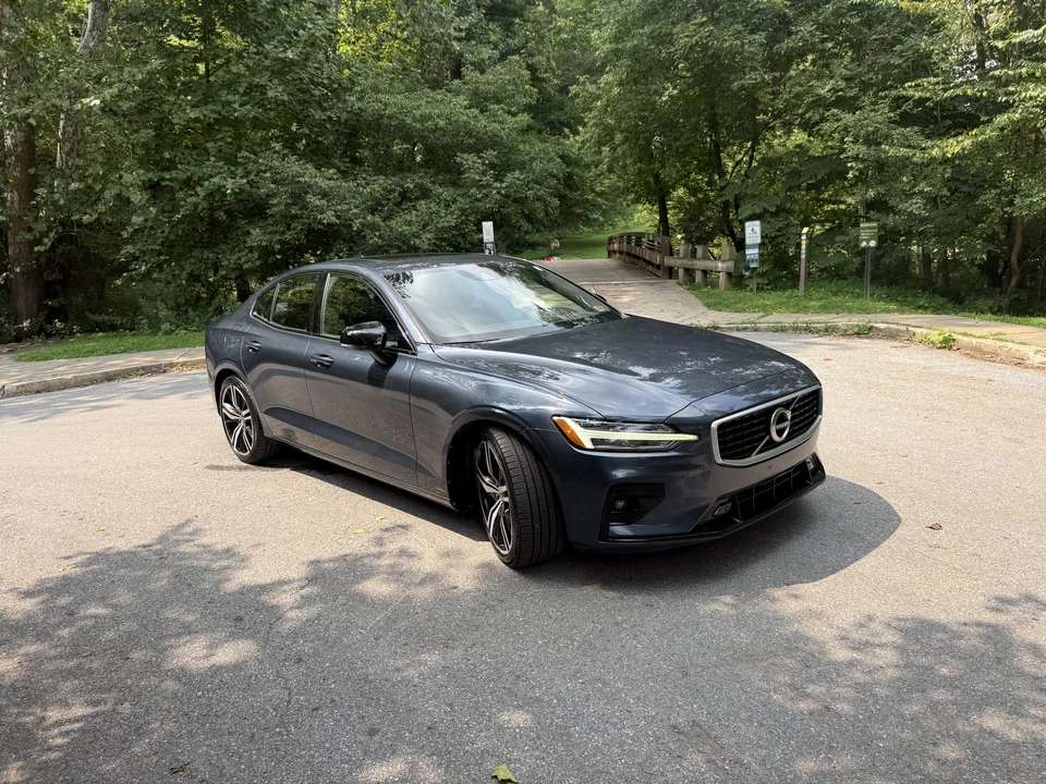 2019 Volvo S60 3rd Gen - Image 11 of 31