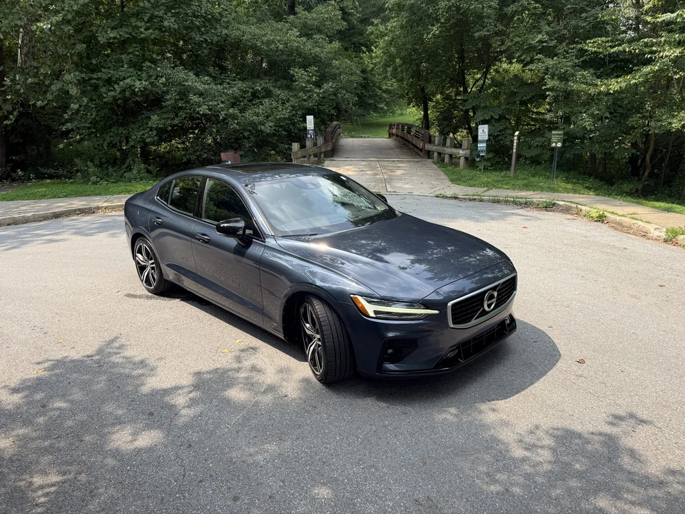 2019 Volvo S60 3rd Gen - Image 10 of 31
