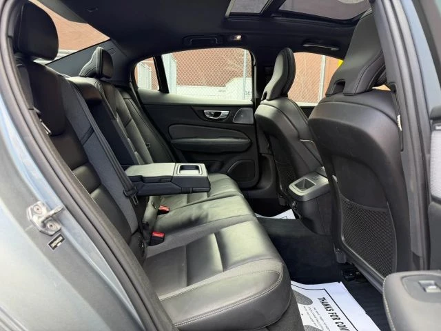 2019 Volvo - Image 25 of 31