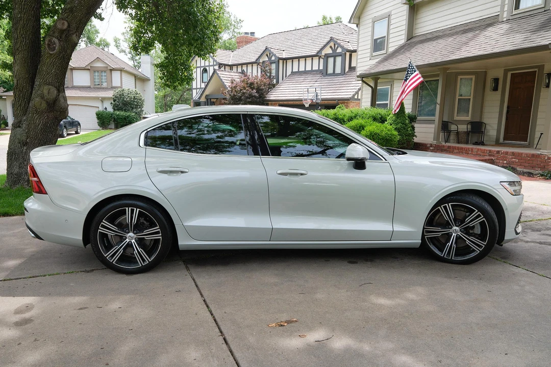 2019 Volvo S60 3rd Gen - Image 3 of 31