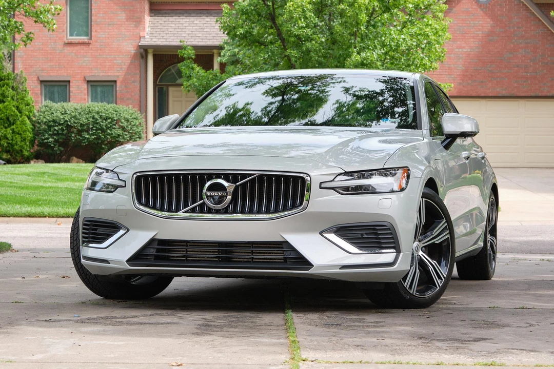 2019 Volvo S60 3rd Gen - Image 7 of 31