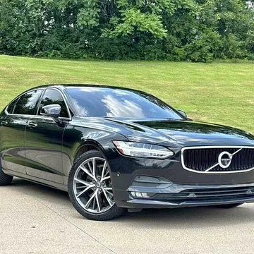 2019 Volvo S90 T6 Momentum w/Advance Package