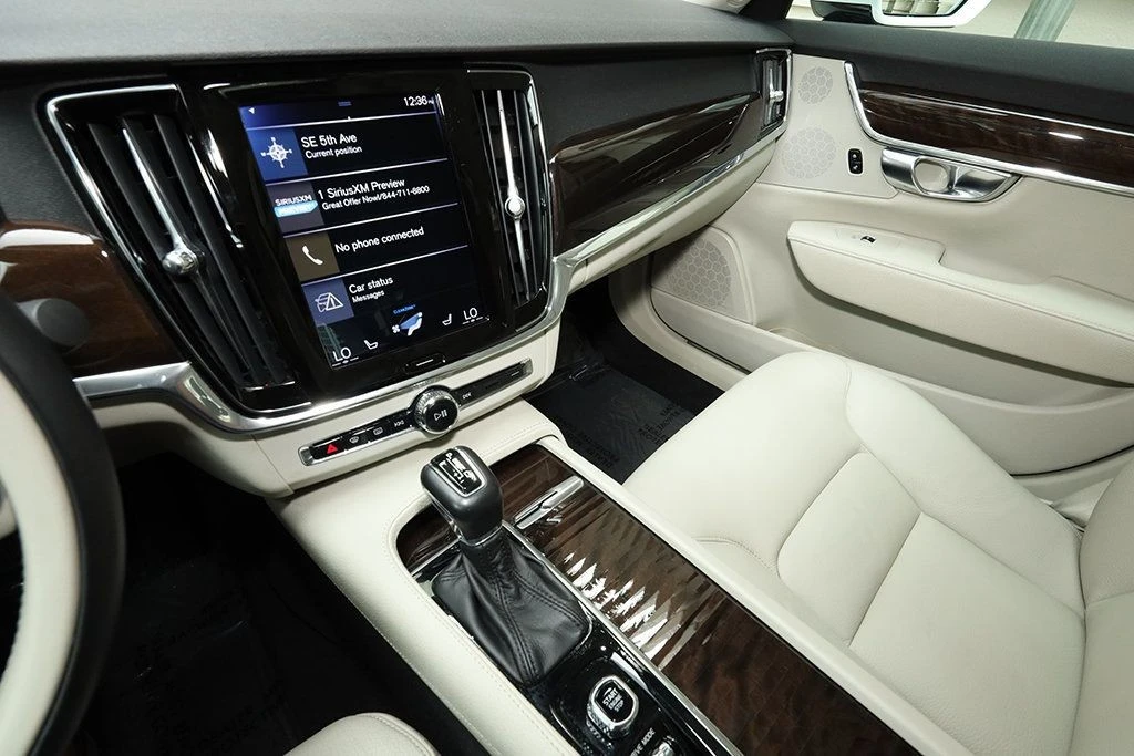 2019 Volvo S90 - Image 10 of 12