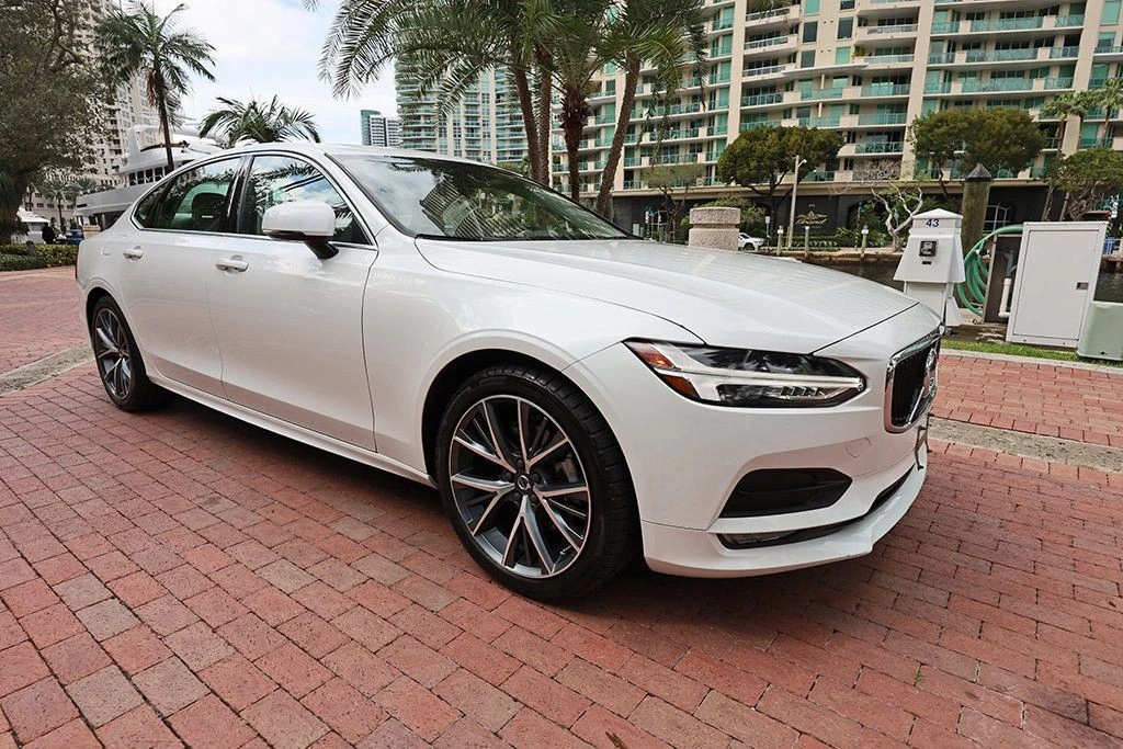 2019 Volvo S90 - Image 17 of 21