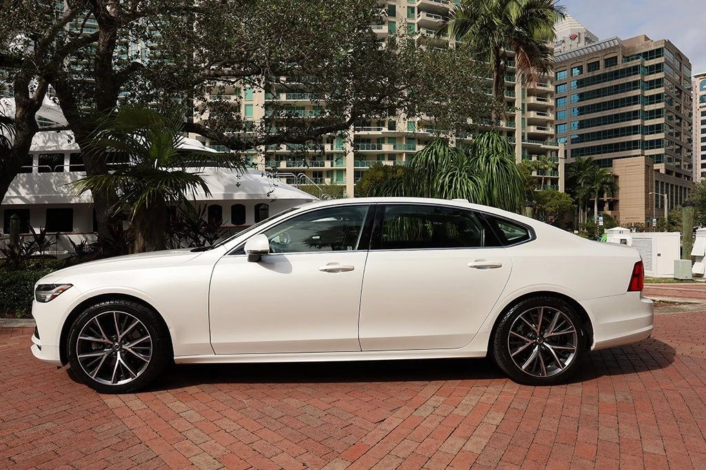 2019 Volvo S90 - Image 14 of 21