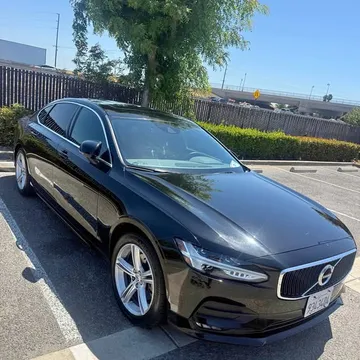 2019 Volvo S90 T5 Momentum Sedan 4D