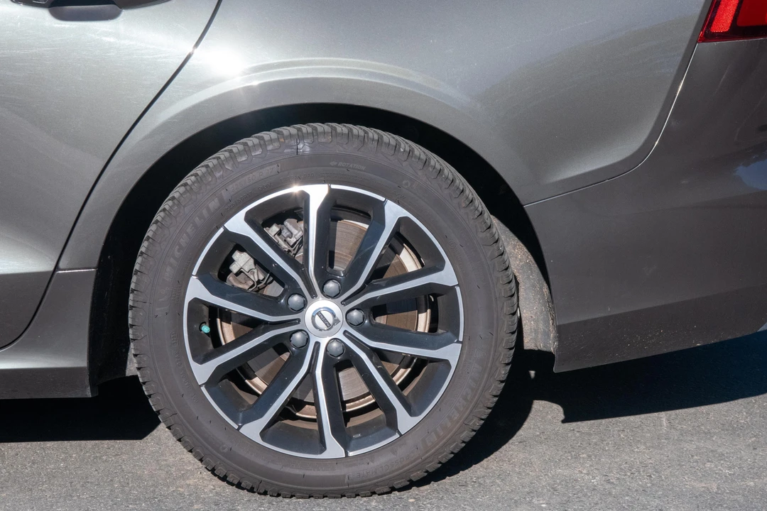 2019 Volvo V60 2nd Gen - Image 30 of 31