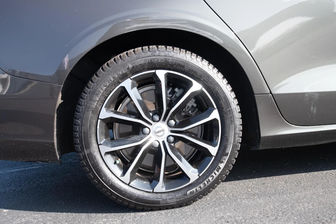 2019 Volvo V60 2nd Gen - Image 31 of 31