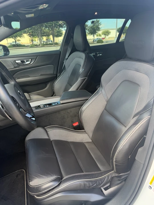 2019 Volvo V60 2nd Gen - Image 10 of 19