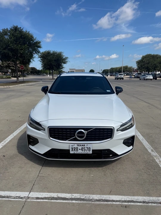 2019 Volvo V60 2nd Gen - Image 8 of 19