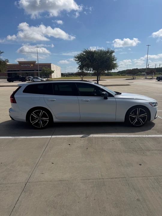 2019 Volvo V60 2nd Gen - Image 6 of 19