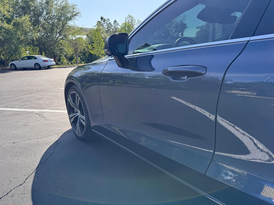 2019 Volvo V60 2nd Gen - Image 29 of 31