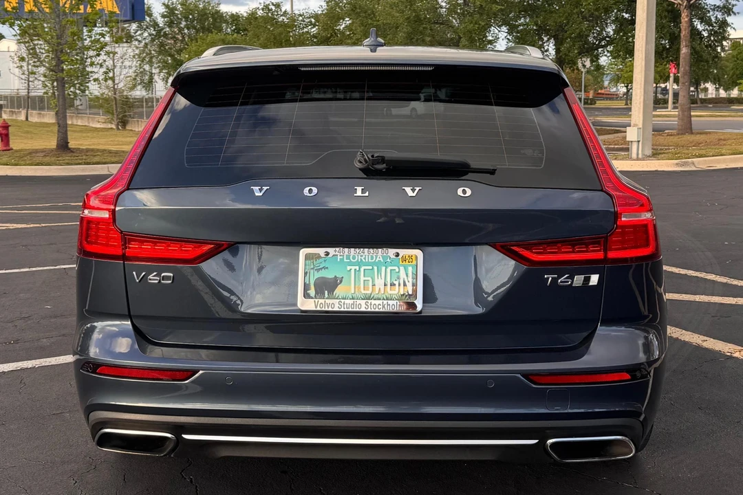 2019 Volvo V60 2nd Gen - Image 5 of 31