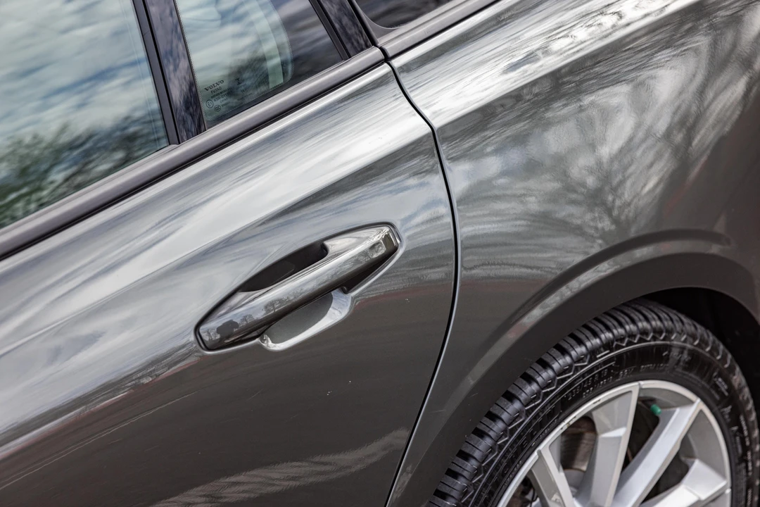 2019 Volvo V60 2nd Gen - Image 25 of 31