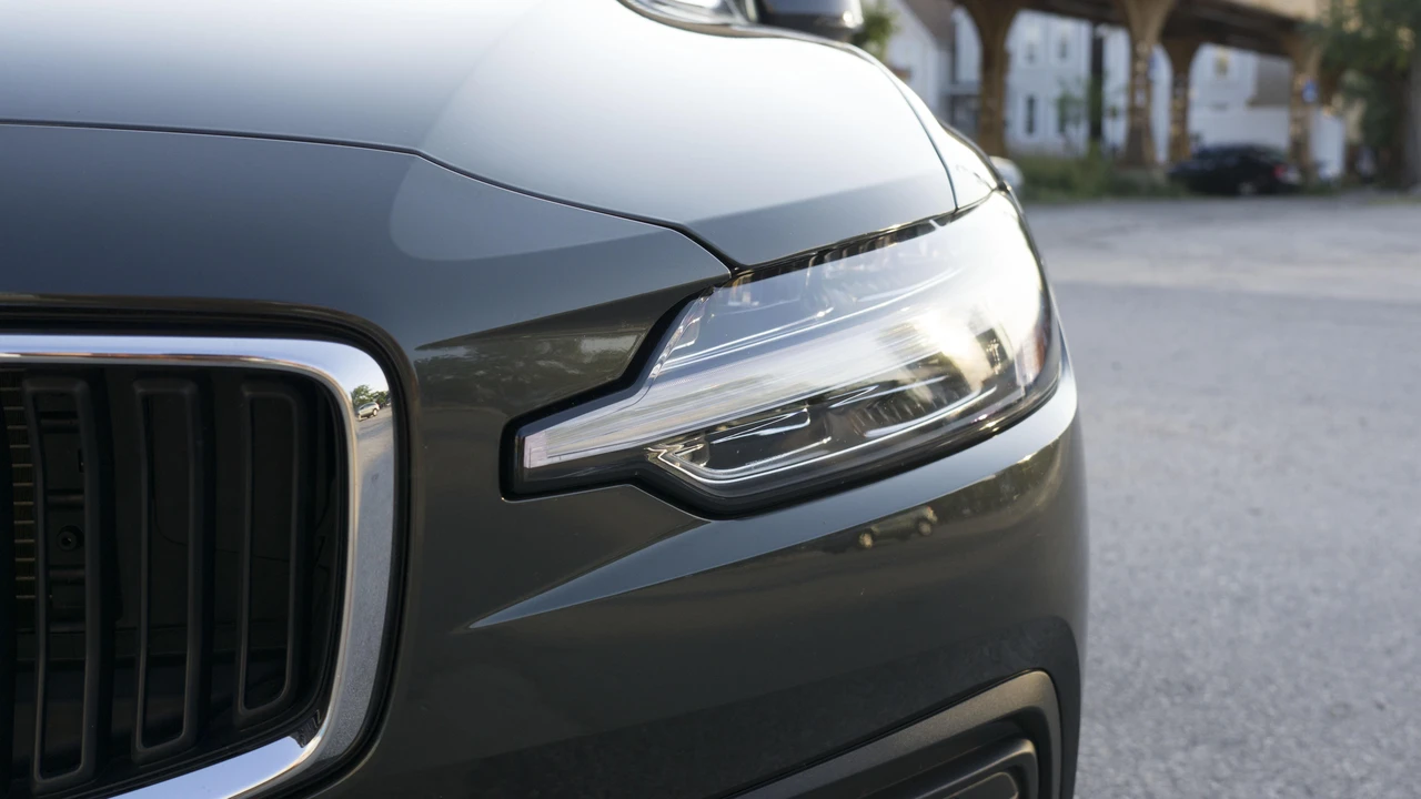 2019 Volvo V60 2nd Gen - Image 20 of 31