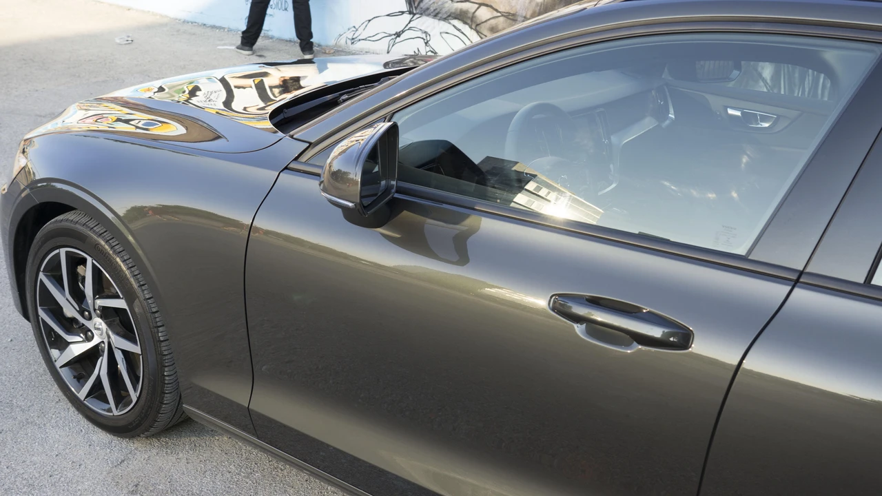 2019 Volvo V60 2nd Gen - Image 23 of 31