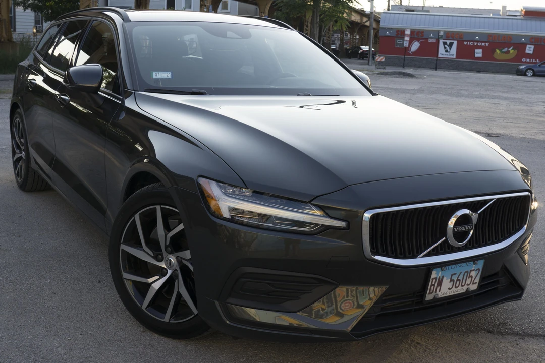 2019 Volvo V60 2nd Gen - Image 16 of 31