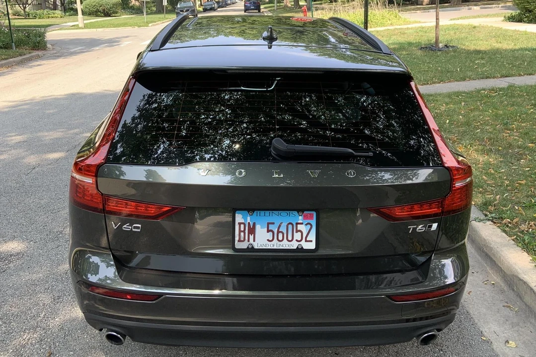 2019 Volvo V60 2nd Gen - Image 5 of 31