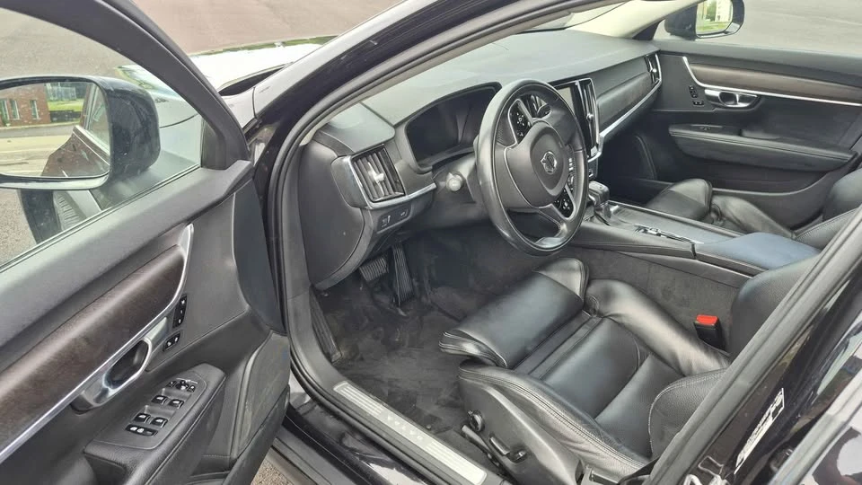 2019 Volvo V90 - Image 8 of 11
