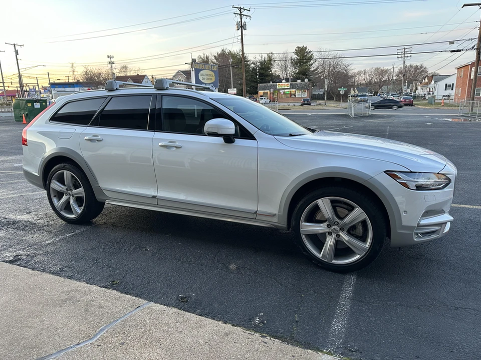 2019 Volvo V90 - Image 21 of 31