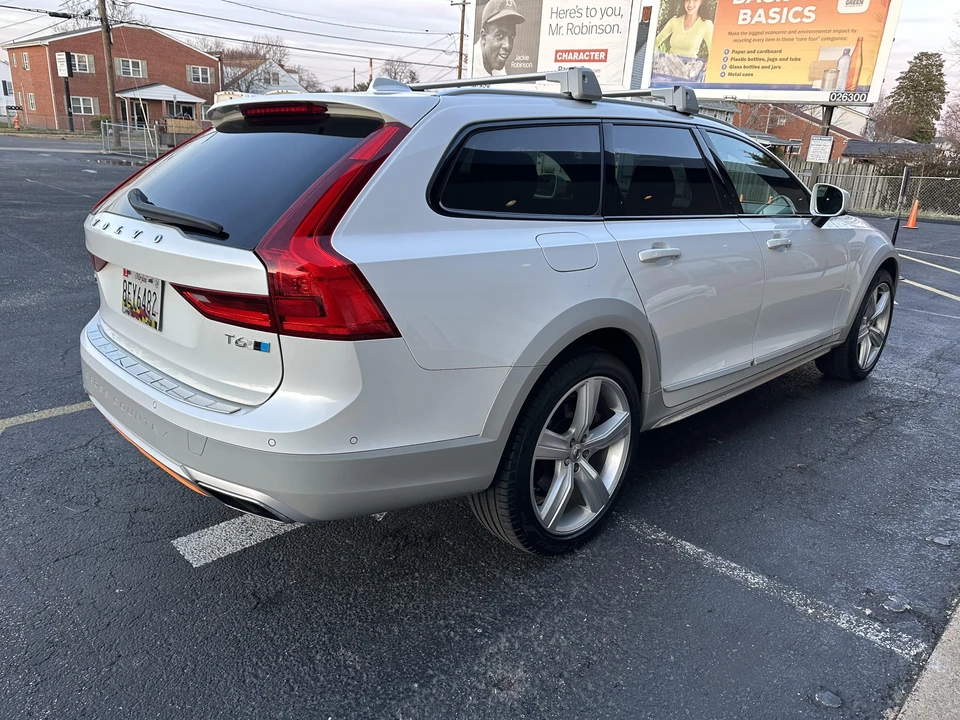 2019 Volvo V90 - Image 19 of 31