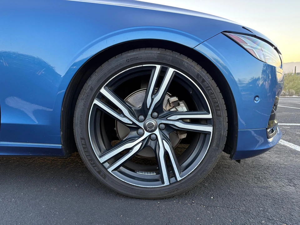 2019 Volvo V90 - Image 14 of 31