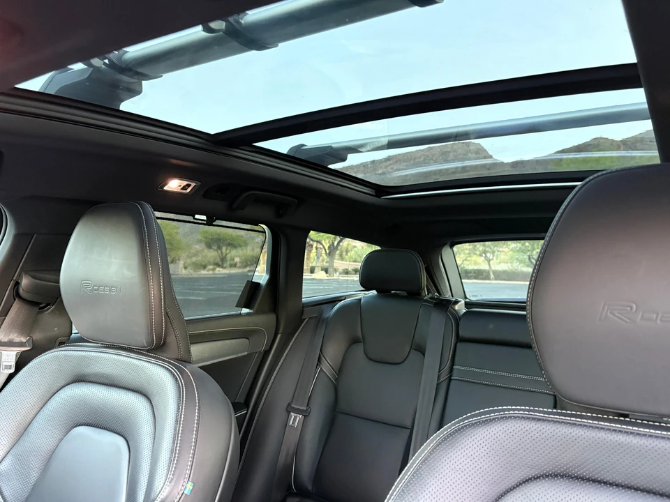 2019 Volvo V90 - Image 24 of 31