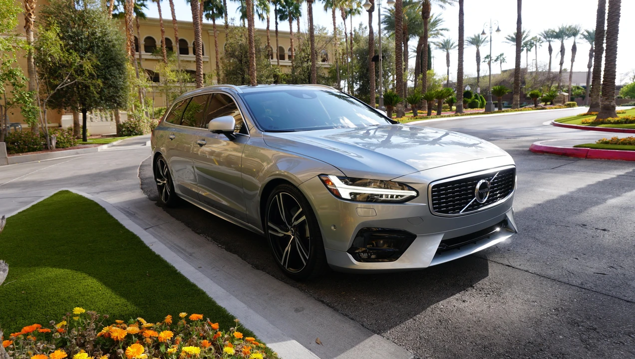 2019 Volvo V90 - Image 13 of 31