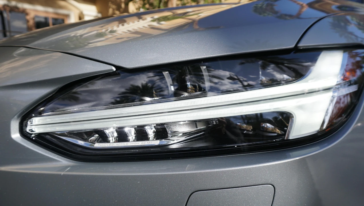 2019 Volvo V90 - Image 18 of 31