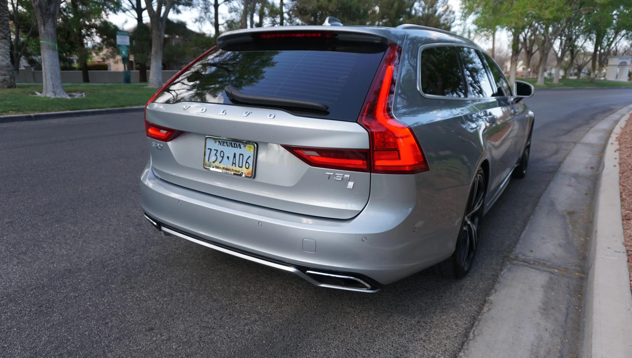 2019 Volvo V90 - Image 8 of 31