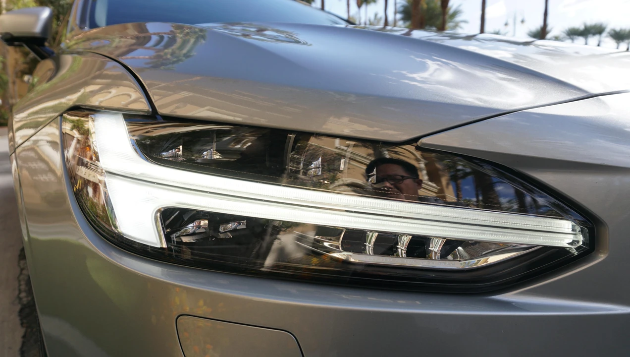 2019 Volvo V90 - Image 14 of 31