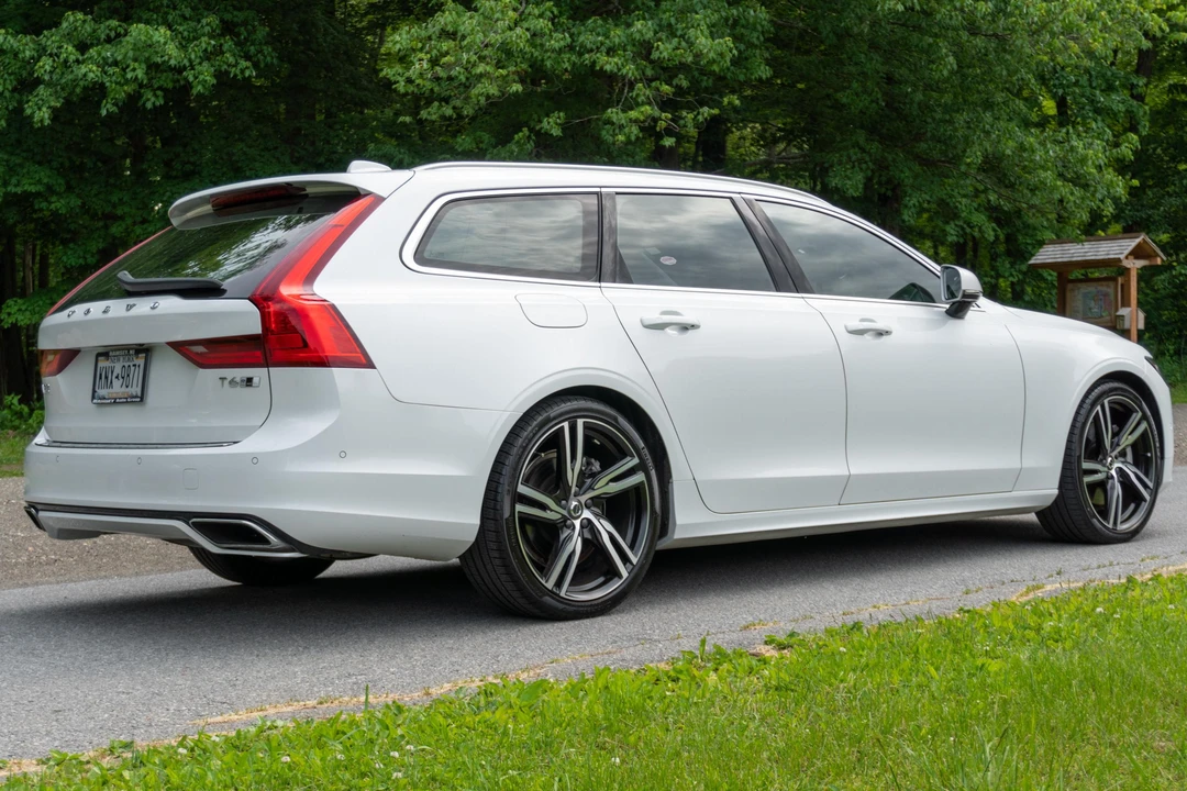 2019 Volvo V90 - Image 4 of 31