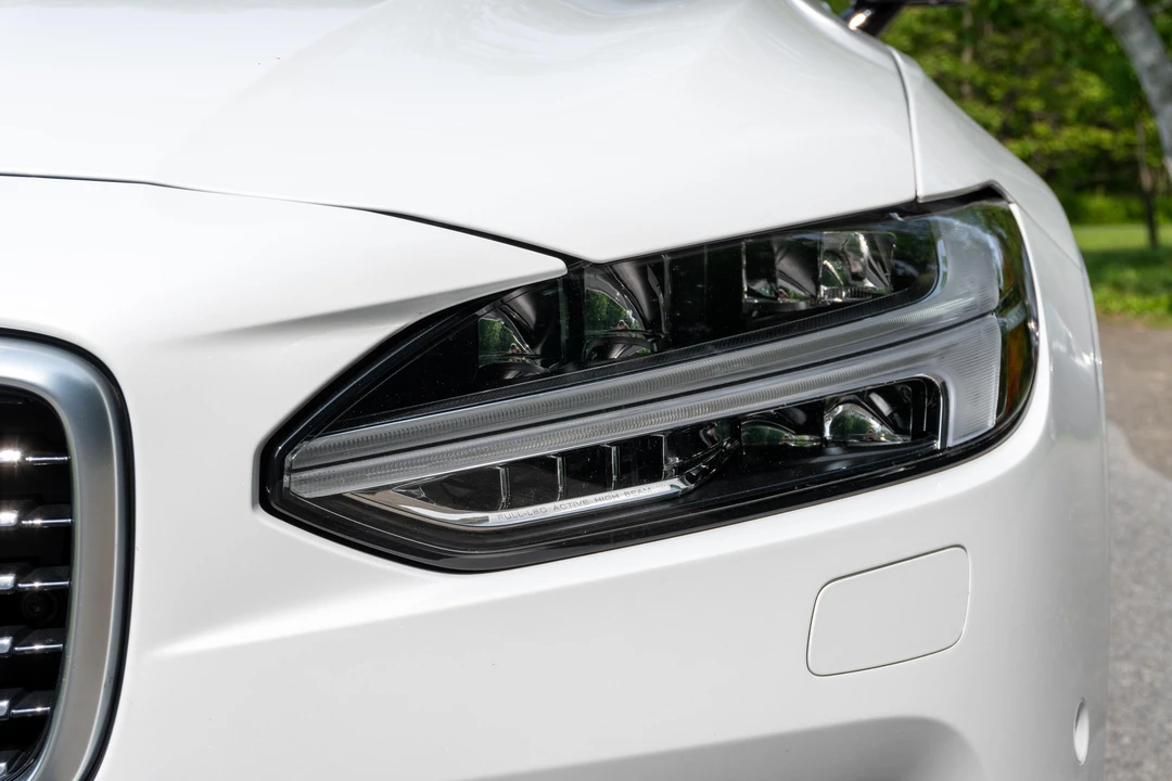 2019 Volvo V90 - Image 16 of 31