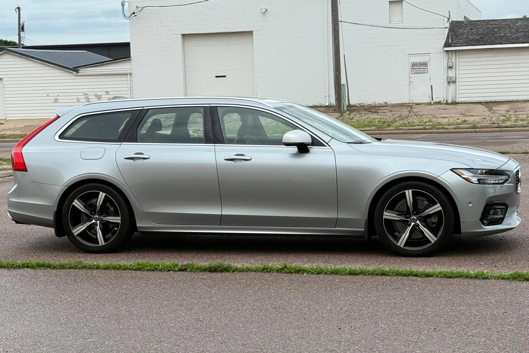 2019 Volvo V90 - Image 3 of 31