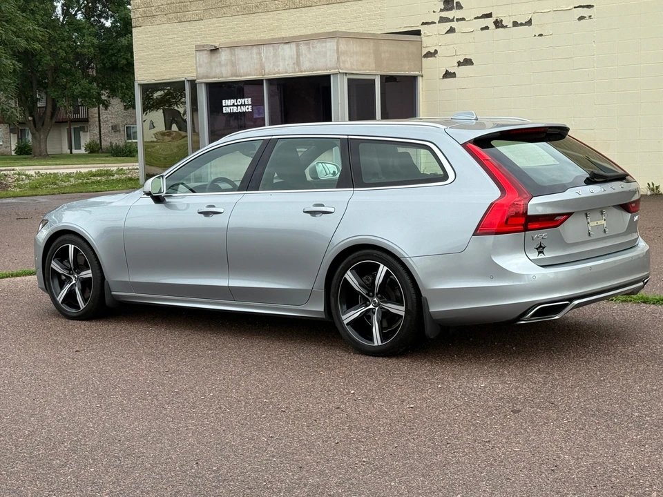 2019 Volvo V90 - Image 15 of 31