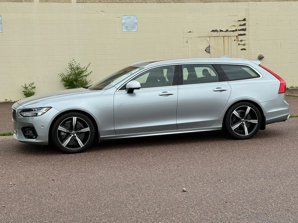 2019 Volvo V90 - Image 11 of 31