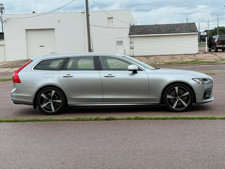 2019 Volvo V90 - Image 25 of 31