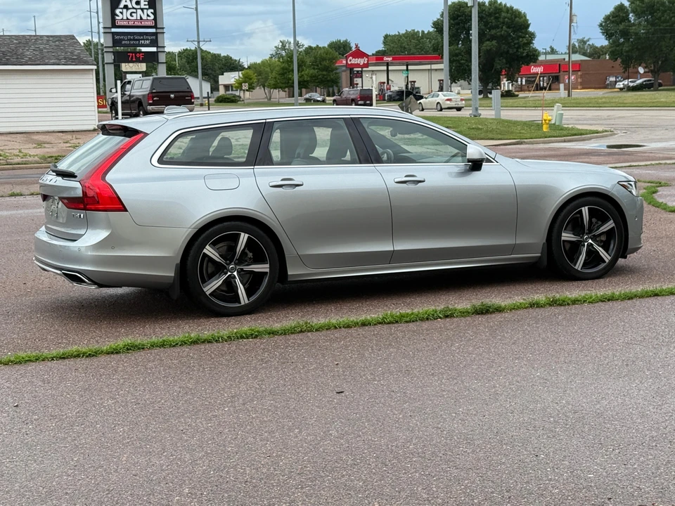 2019 Volvo V90 - Image 23 of 31