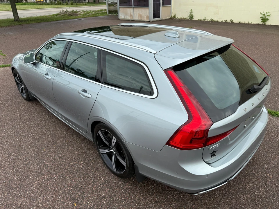 2019 Volvo V90 - Image 16 of 31