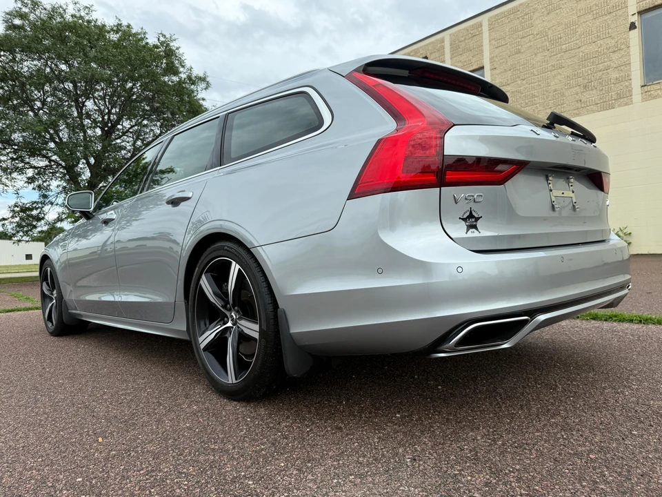 2019 Volvo V90 - Image 17 of 31