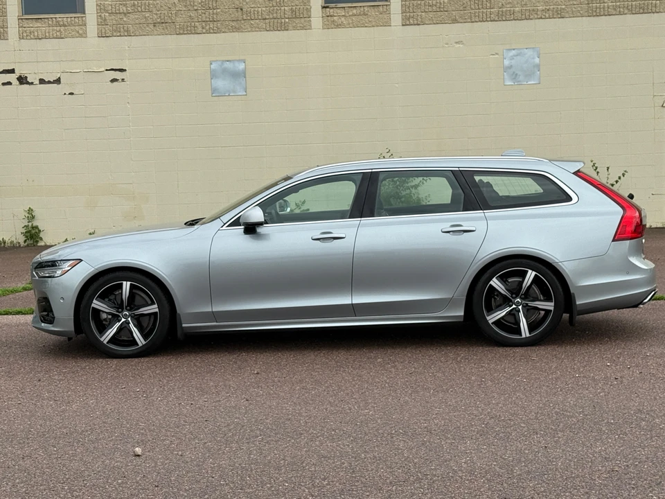 2019 Volvo V90 - Image 12 of 31