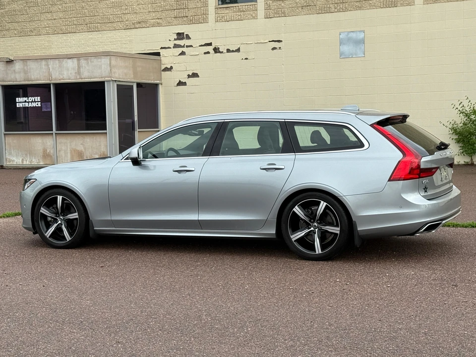 2019 Volvo V90 - Image 14 of 31