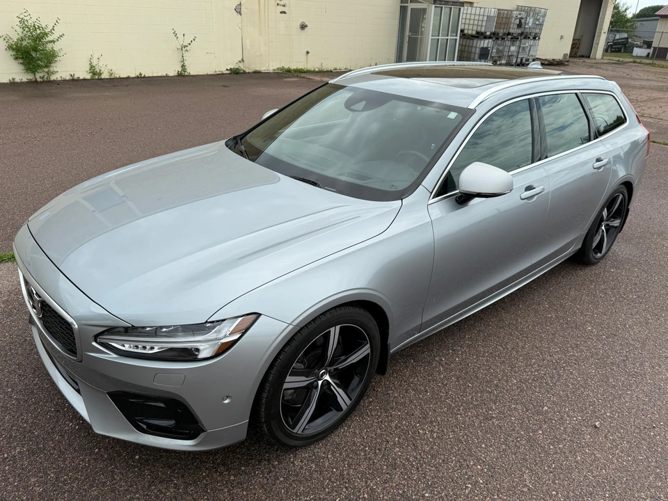 2019 Volvo V90 - Image 10 of 31