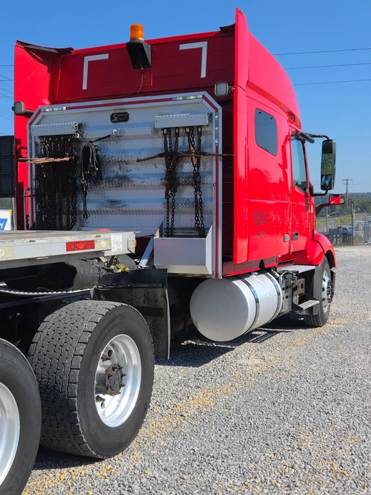 2019 Volvo - Image 19 of 21