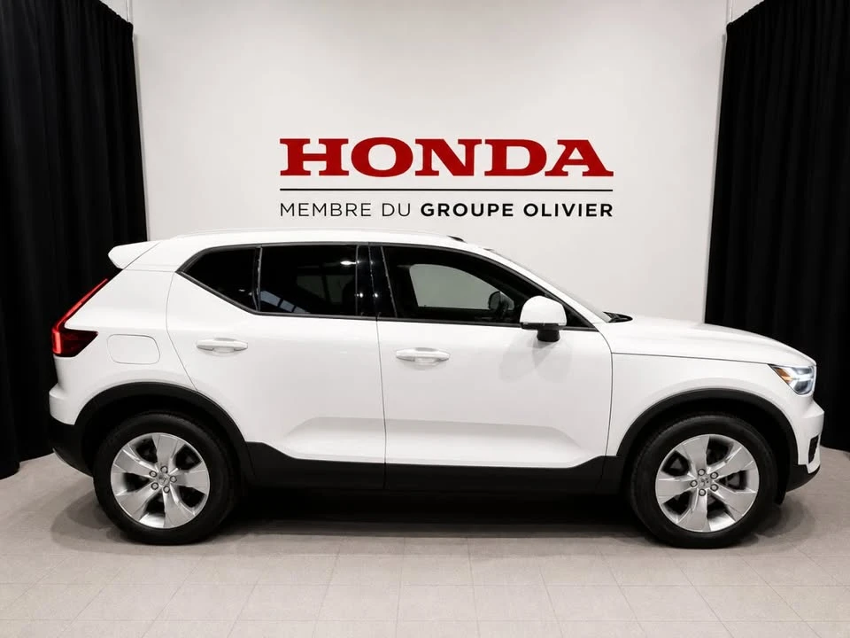 2019 Volvo XC40 - Image 2 of 20