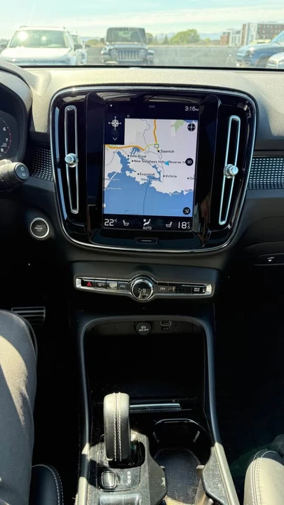 2019 Volvo XC40 - Image 13 of 16