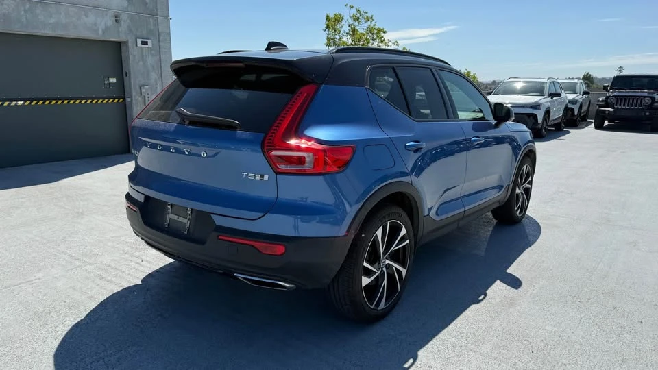 2019 Volvo XC40 - Image 6 of 16