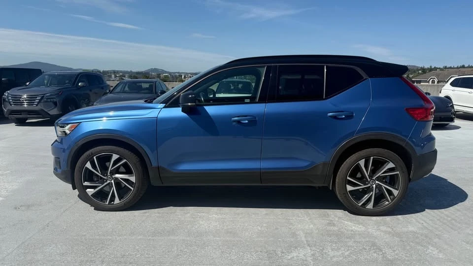 2019 Volvo XC40 - Image 3 of 16